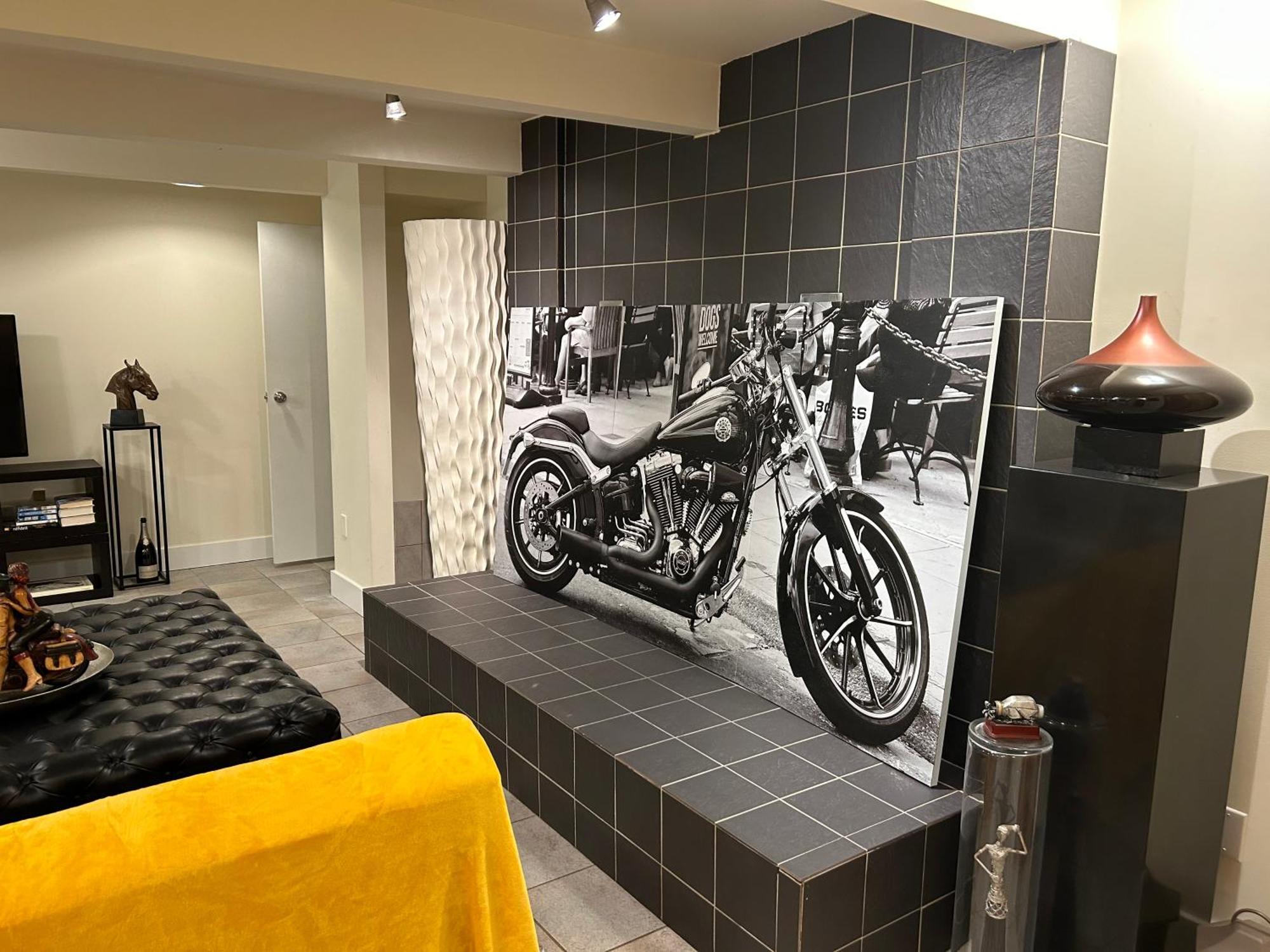 Grouse Cheerful Large Private Bedroom, Bath, Shared Deck, Pool, Hot Tub North Vancouver Ngoại thất bức ảnh