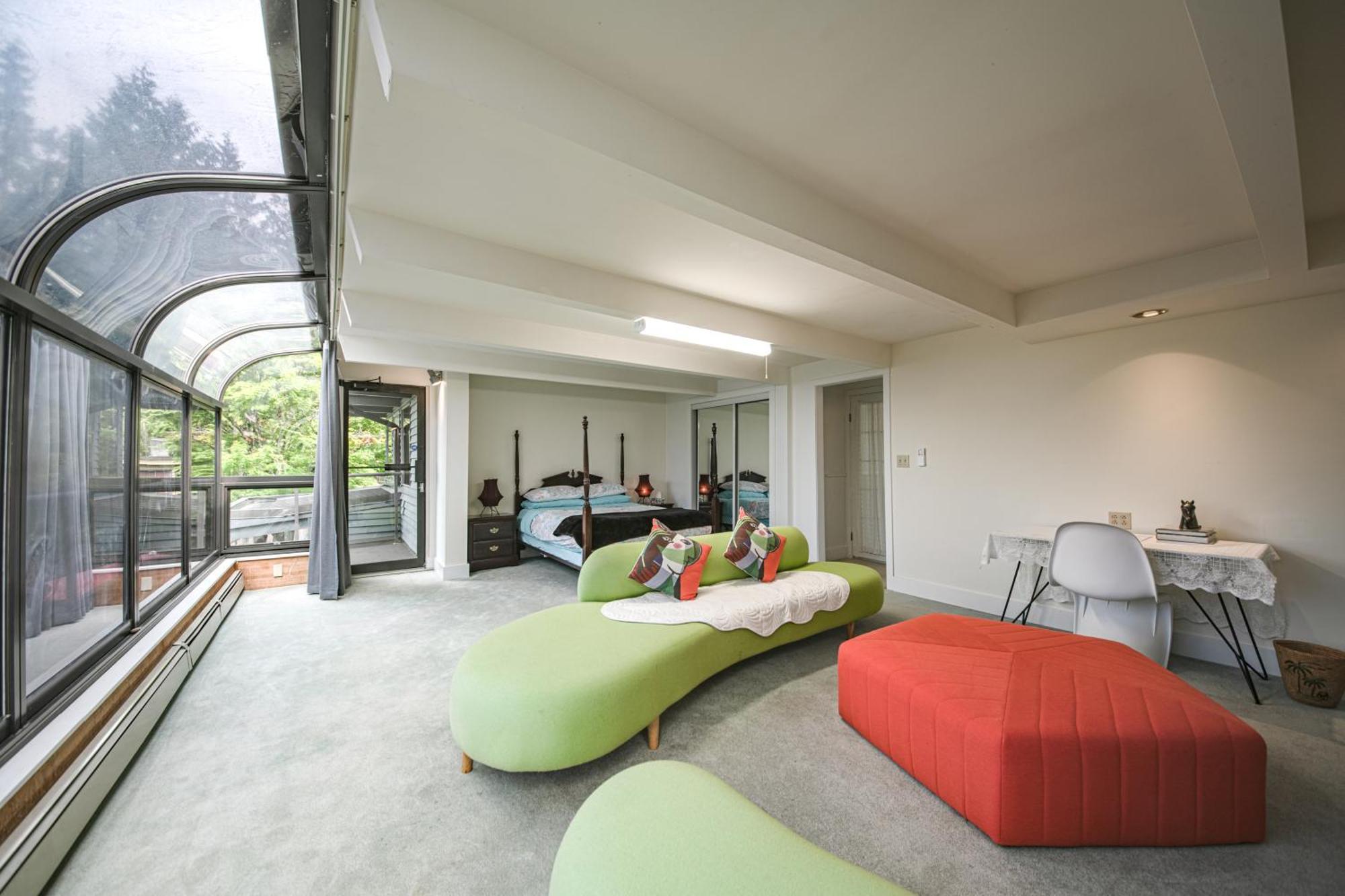Grouse Cheerful Large Private Bedroom, Bath, Shared Deck, Pool, Hot Tub North Vancouver Ngoại thất bức ảnh